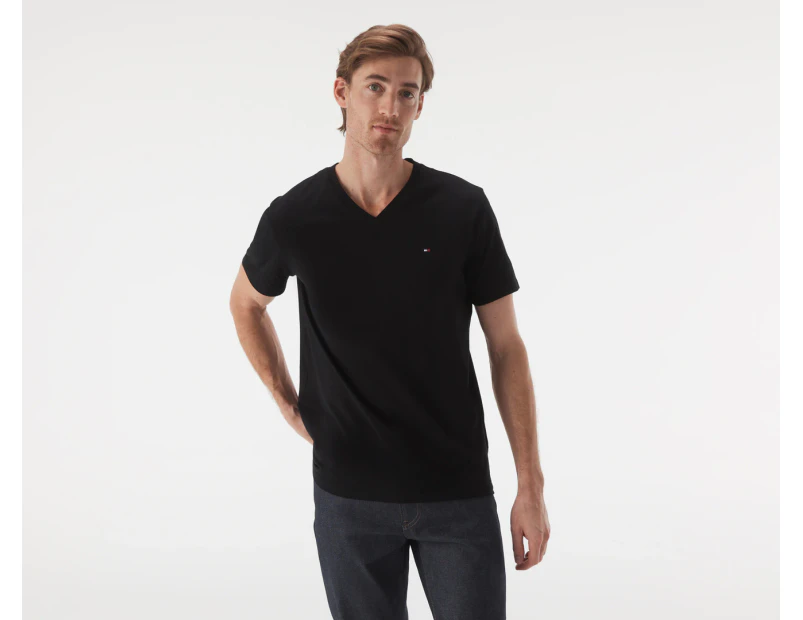 Tommy Hilfiger Men's Nantucket Flag V-Neck Tee / T-Shirt / Tshirt - Deep Knit Black