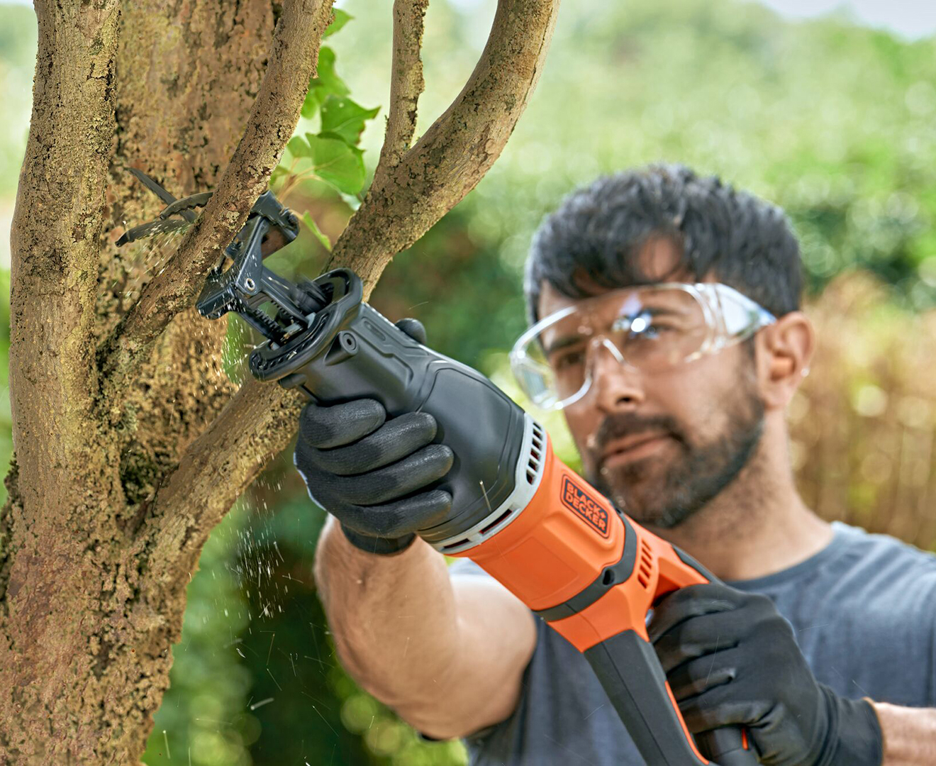 Black Decker 750W Corded Reciprocating Saw Black Orange