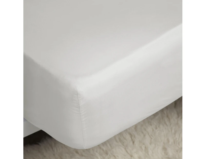 Belledorm 200 Thread Count Egyptian Cotton Deep Fitted Sheet (Ivory) - BM114