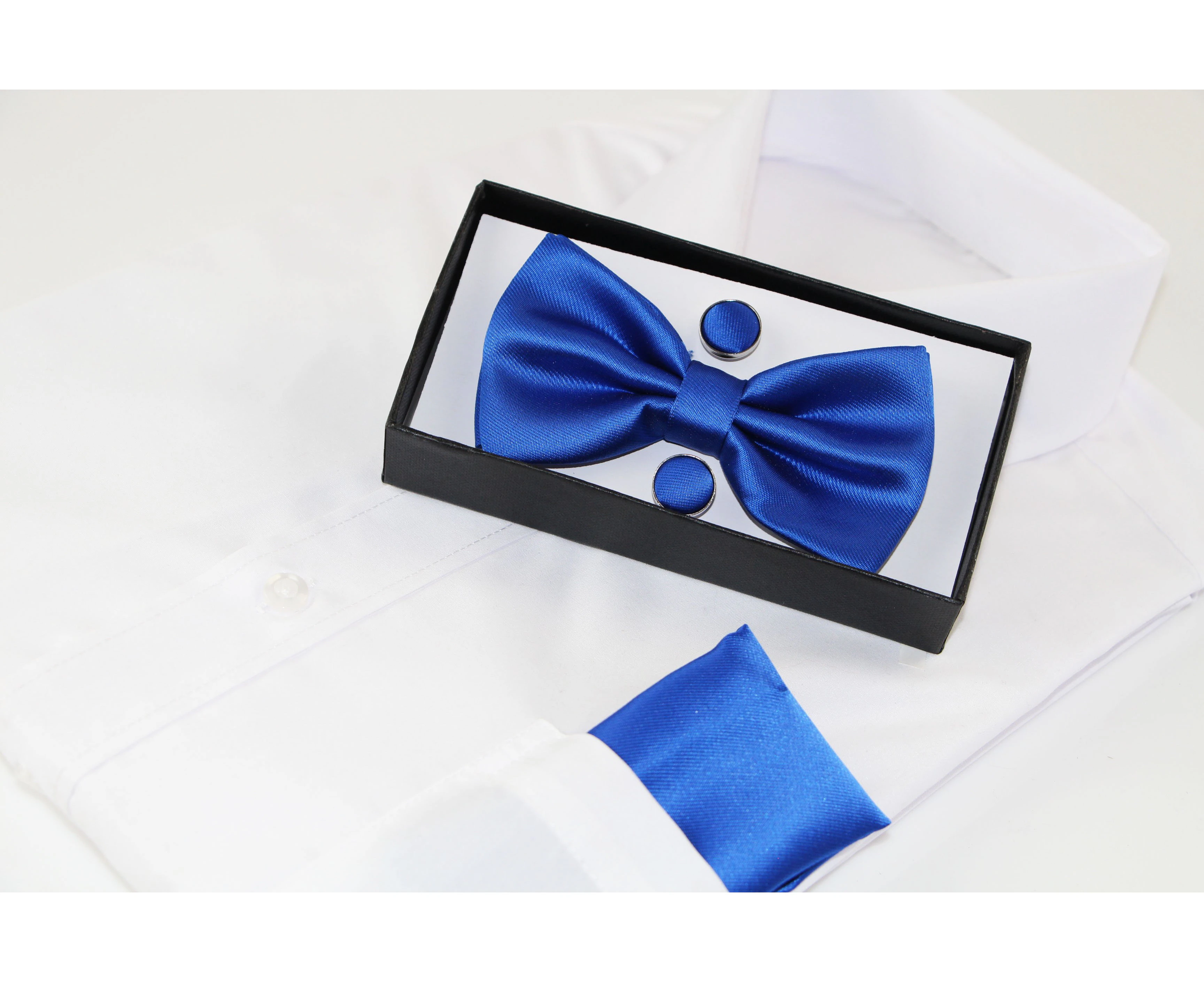 Mens Blue Matching Bow Tie, Pocket Square & Cuff Links Set Polyester