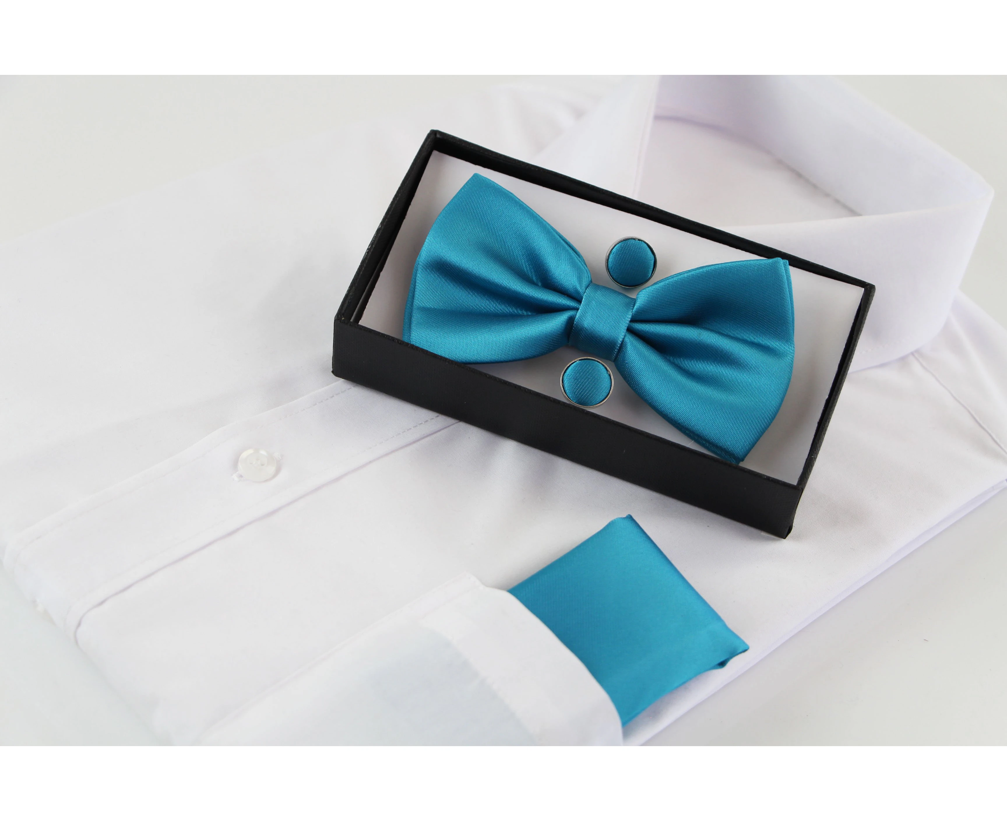 Mens Turquoise Matching Bow Tie, Pocket Square & Cuff Links Set Polyester