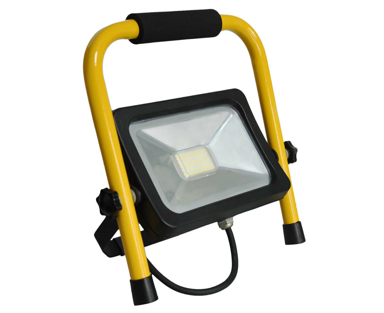 Ultracharge LED Flood Light/Spotlight/Work Light  30W 1.2m Cable w/Stand Yellow