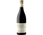 Squealing Pig Pinot Noir 750mL