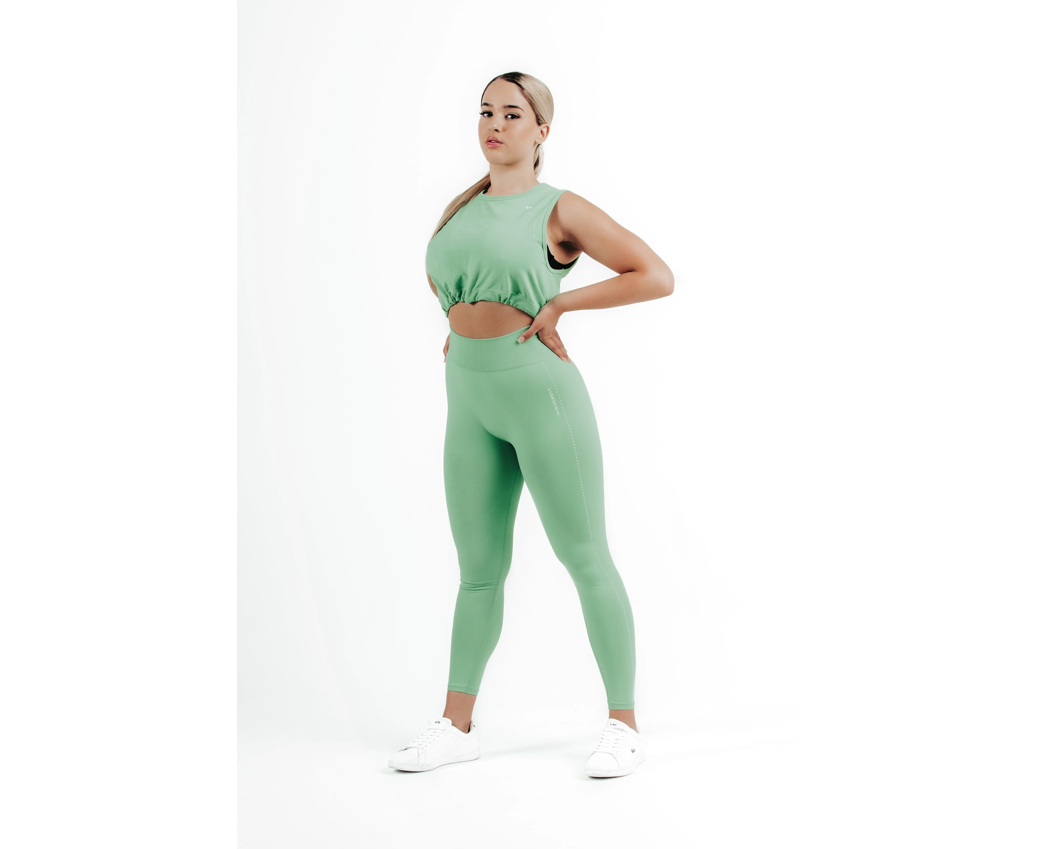 Wrapdrive   Women's Airy Seamless Set: Magic Mint