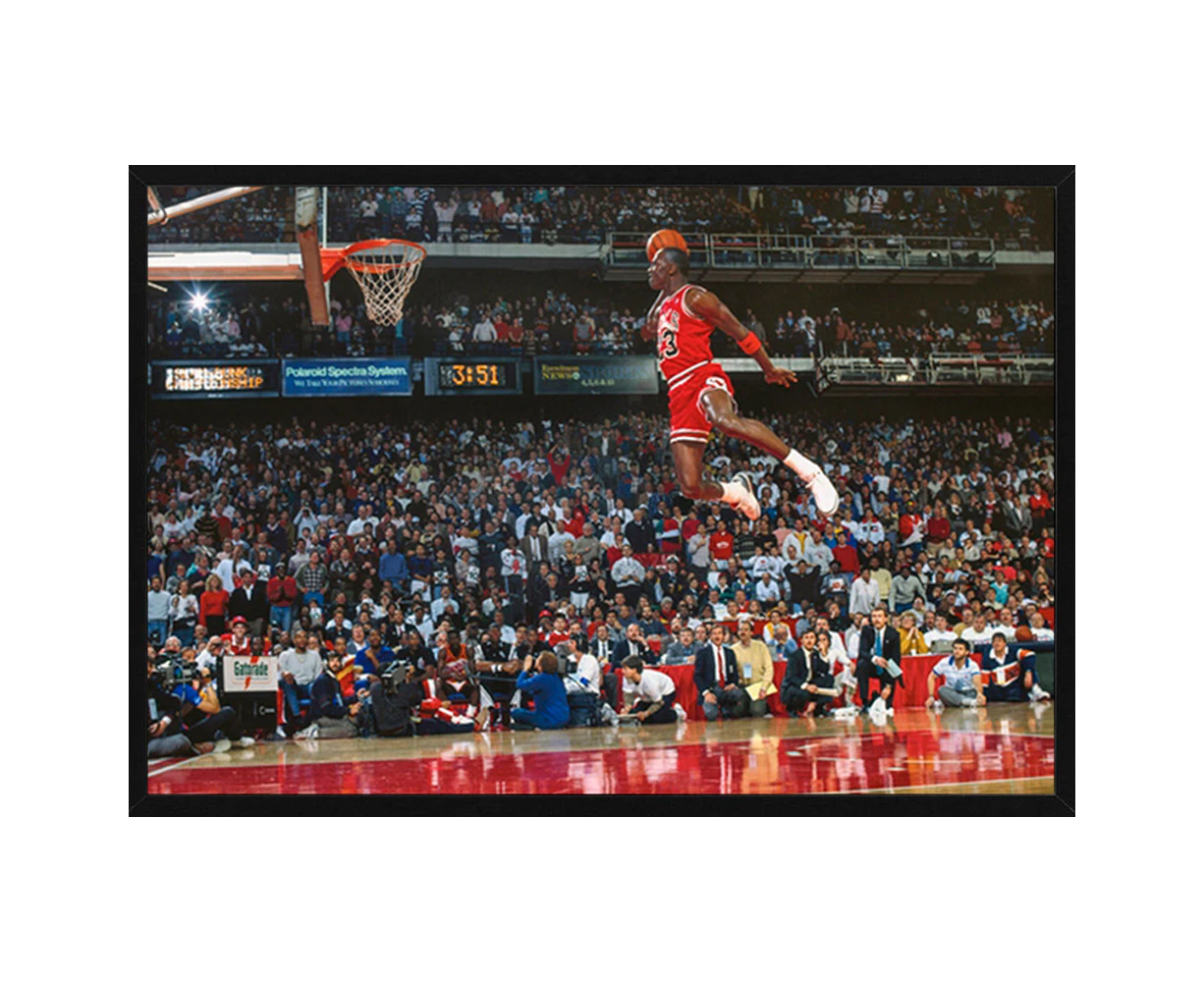 Basketball - Chicago Bulls - Michael Jordan 1988 Dunk Contest Framed Print