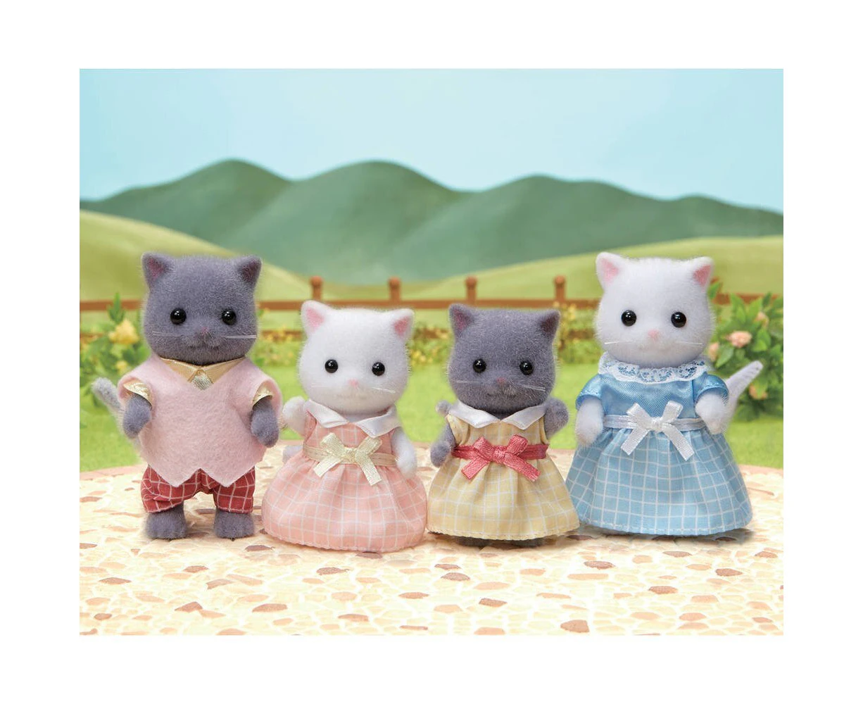 Sylvanian Families Persian Cat Family