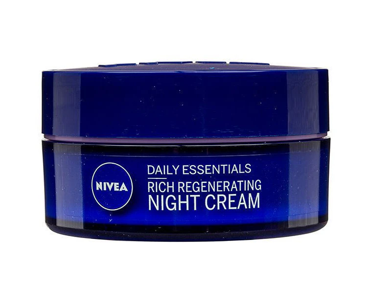 NIVEA Nourishing Night Cream