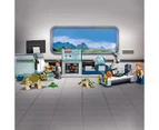 LEGO® Jurassic World™ Dr. Wu's Lab: Baby Dinosaurs Breakout​ 75939