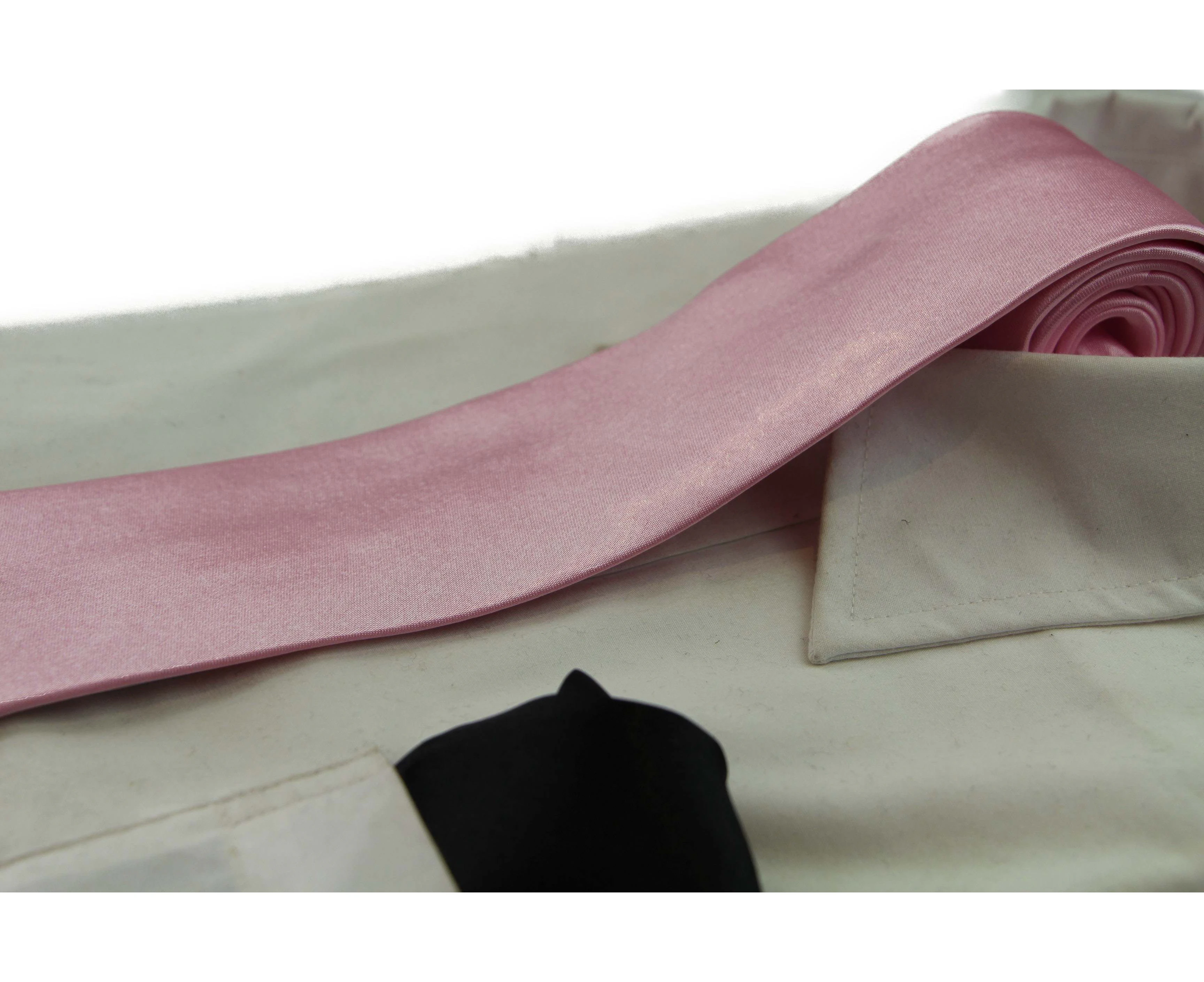 Mens Light Pink 8cm Neck Tie & Black Pocket Square Set Polyester