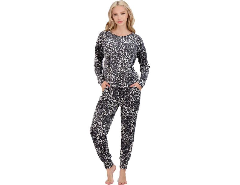 Badgley Mischka Women's Sleepwear & Robes Pajama Set - Color: Gray Leopard