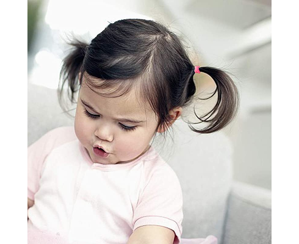 7 Best Hair Ties For Toddlers + Babies [Damage Free, No Pull, Strong Hold!]