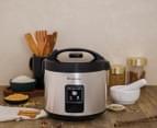 Russell Hobbs Family 10 Cup Rice Cooker - Black/Silver RHRC1 8
