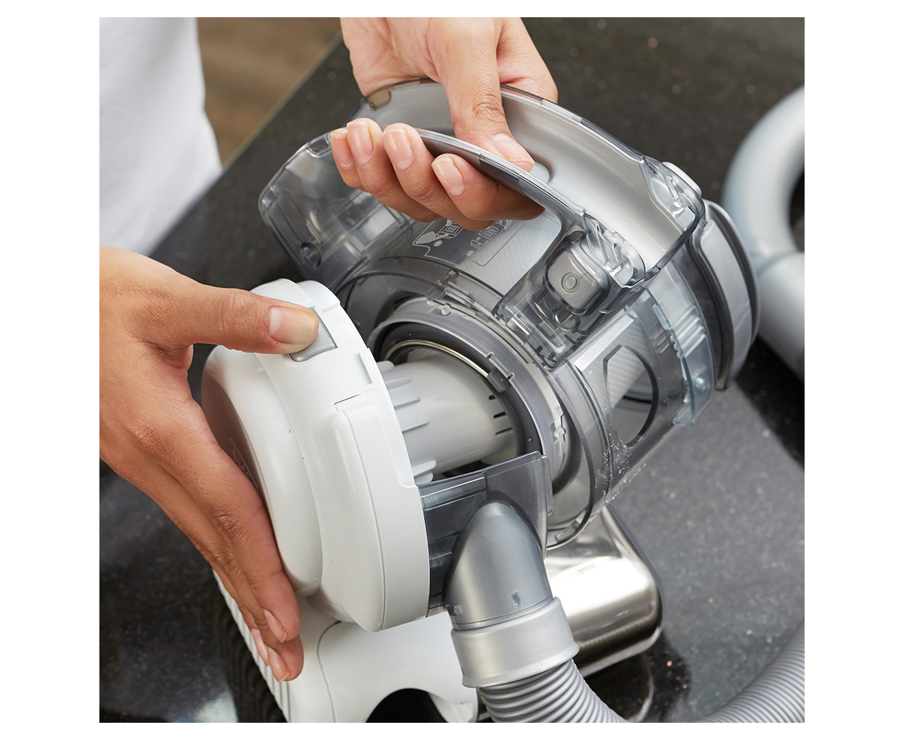 Black & Decker 18V Dustbuster Flexi Vacuum 