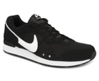 Nike Men's Venture Runner Sports Shoes - Black/White