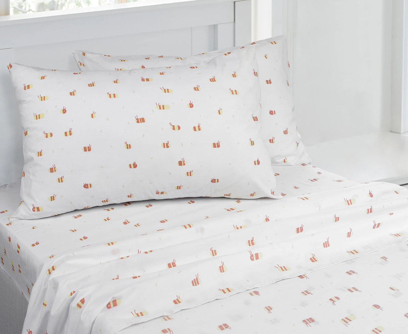 Jelly Bean Kids Bumble Printed Bed Sheet Set - White/Multi SB/DB