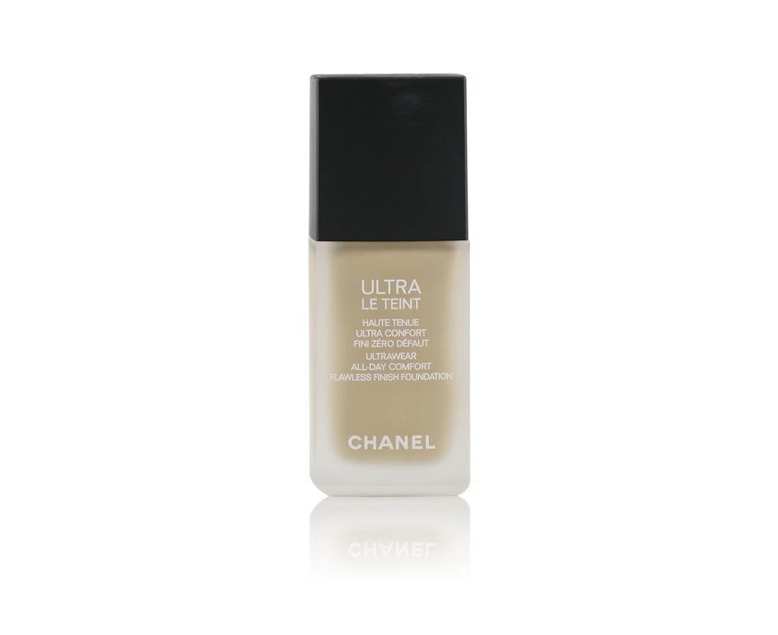 Chanel Ultra Le Teint Ultrawear All Day Comfort Flawless Finish Foundation - # B20 (Beige)  30ml/1oz