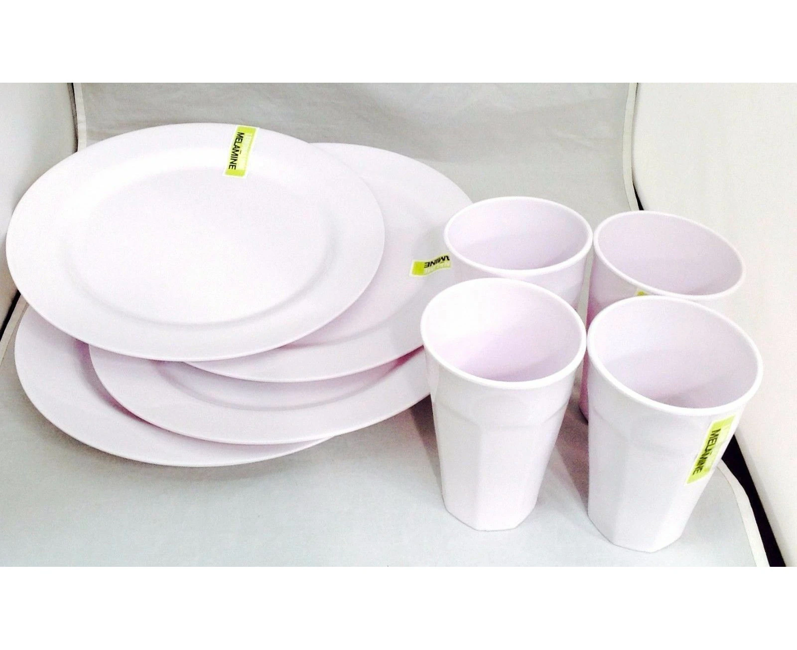 8 Pcs White Melamine Dinner Set - 4 Tumbler 4 Plates