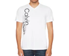 Calvin Klein Jeans Men's Short Sleeve Outline Logo V-Neck Tee / T-Shirt / Tshirt - Brilliant White