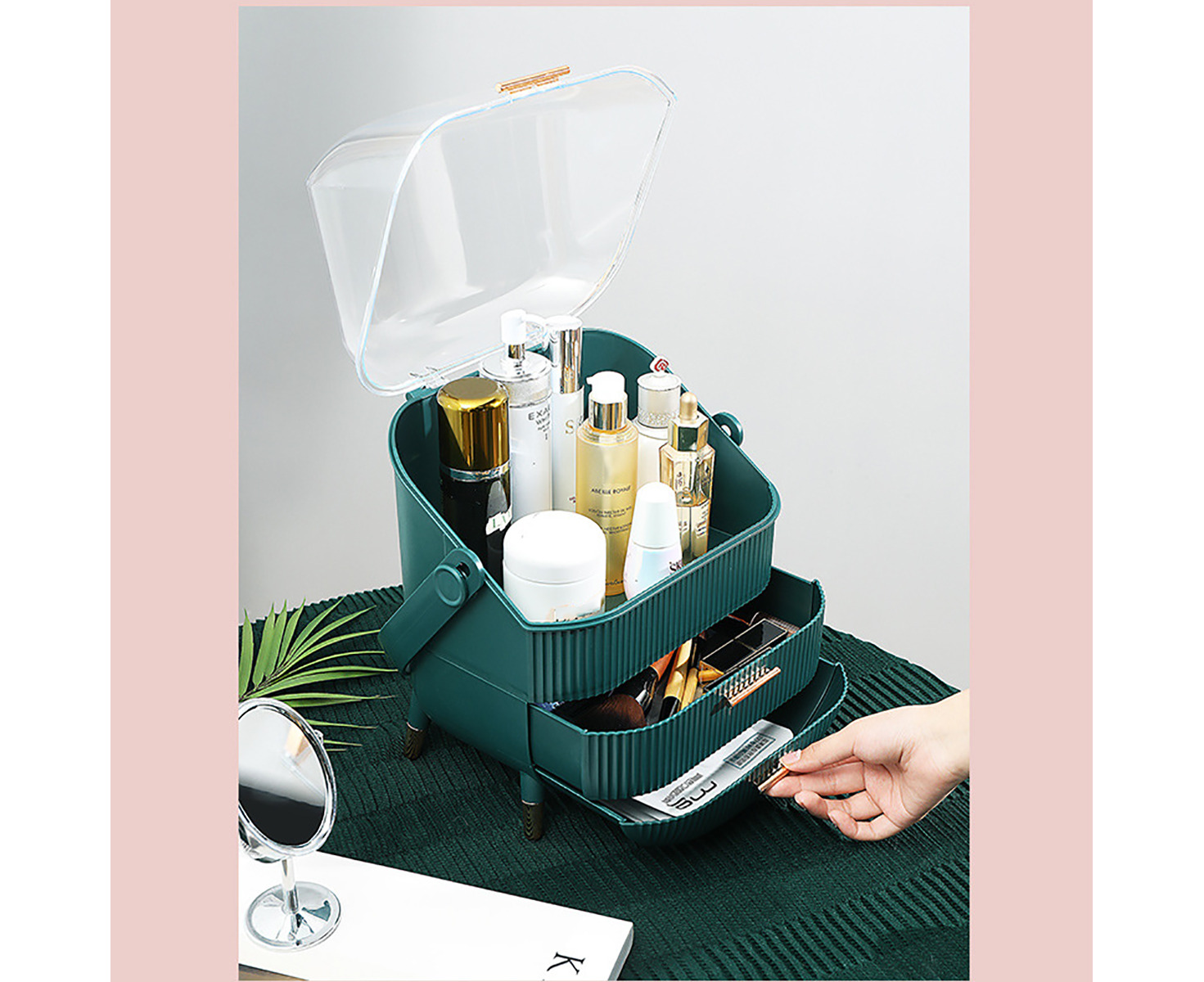 Cosmetic Caddy With Handle