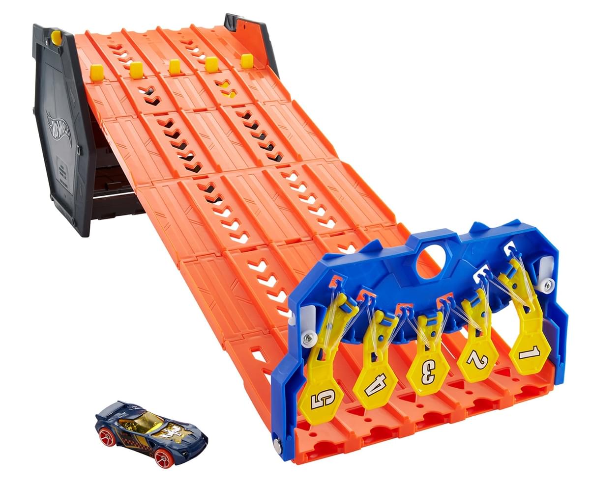 hot wheels retractable race track