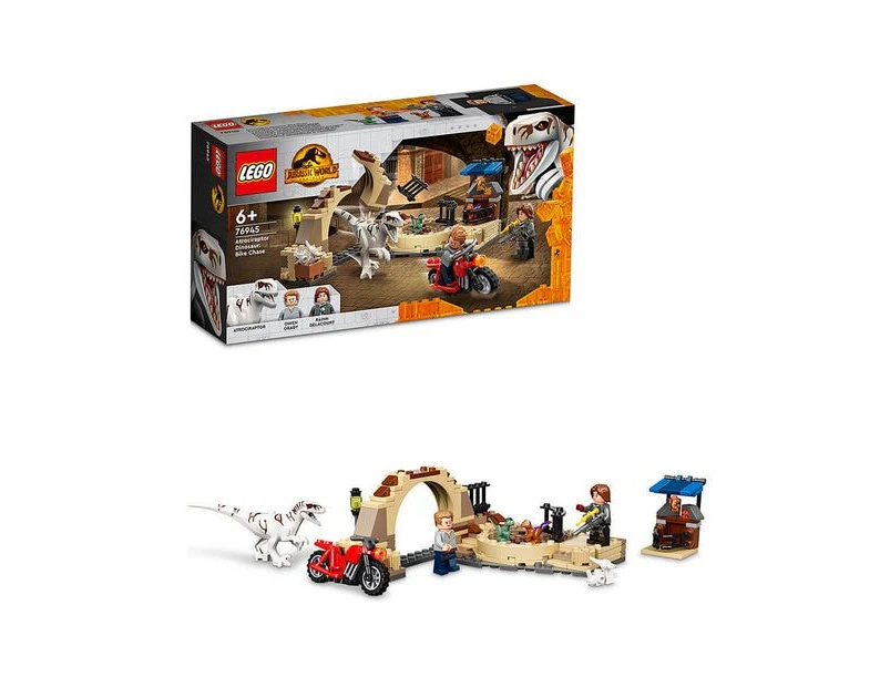 LEGO® Jurassic World&trade; Atrociraptor Dinosaur: Bike Chase 76945