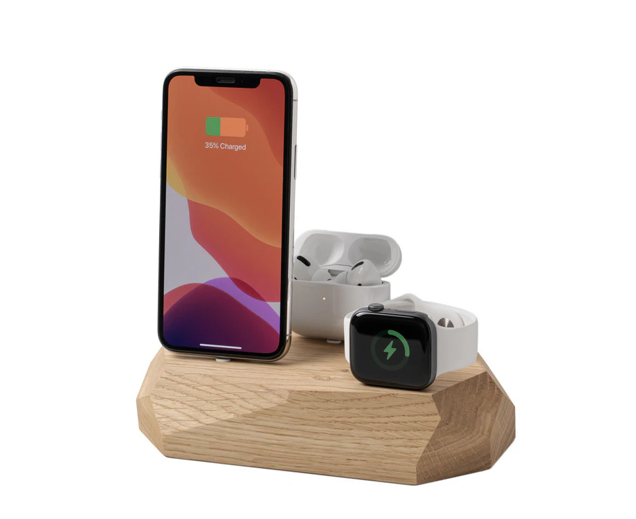 Triple Dock in Oak Wood for iPhone, Apple Watch & AirPods