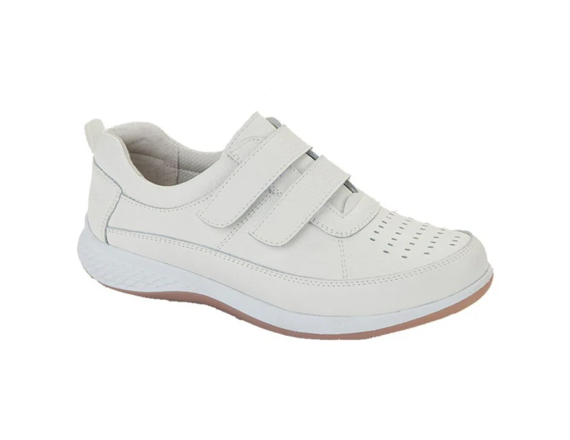 Boulevard Womens Leather Wide Casual Shoes (White) - DF2174
