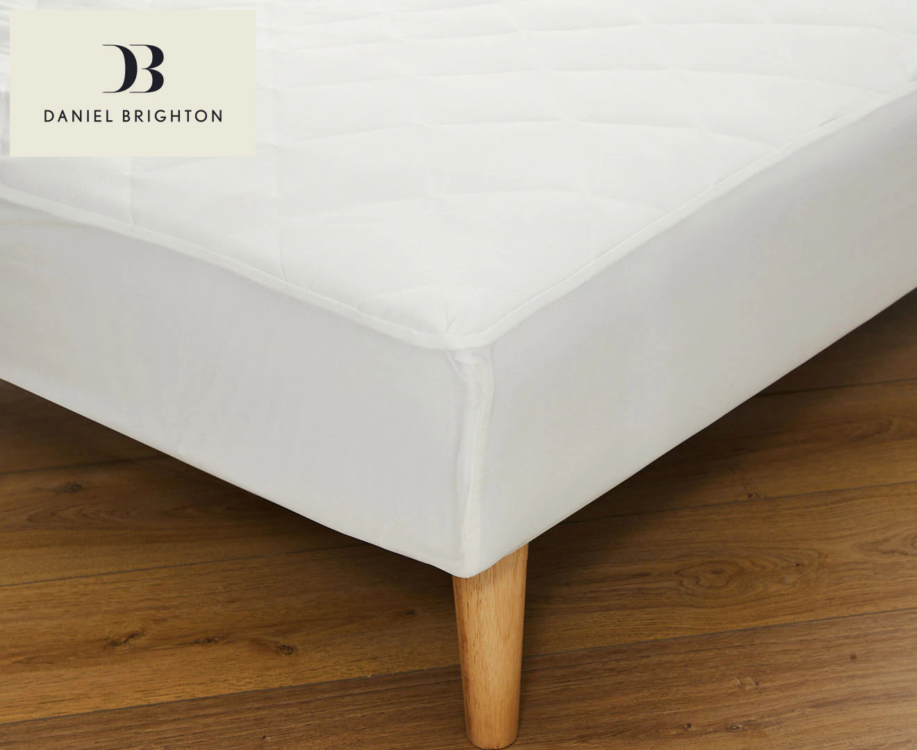 Daniel Brighton Allergy Sensitive Waterproof Mattress Protector