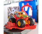 Monster Jam Garage Playset w/ 1:64 Grave Digger Vehicle