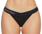 Calvin Klein Women's Surface Seamless Thong 3-Pack - Black/Grey Heather/Nymph's Thigh