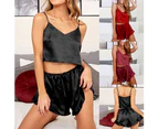 Women graceful Sleepwear Set Spaghetti Straps Cropped Camisole Ruffled Hem Shorts-Black