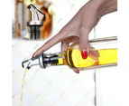 Liquor Dispenser Nozzle Lock-Plug Oil Wine Vinegar Bottle Can Stopper Pourer