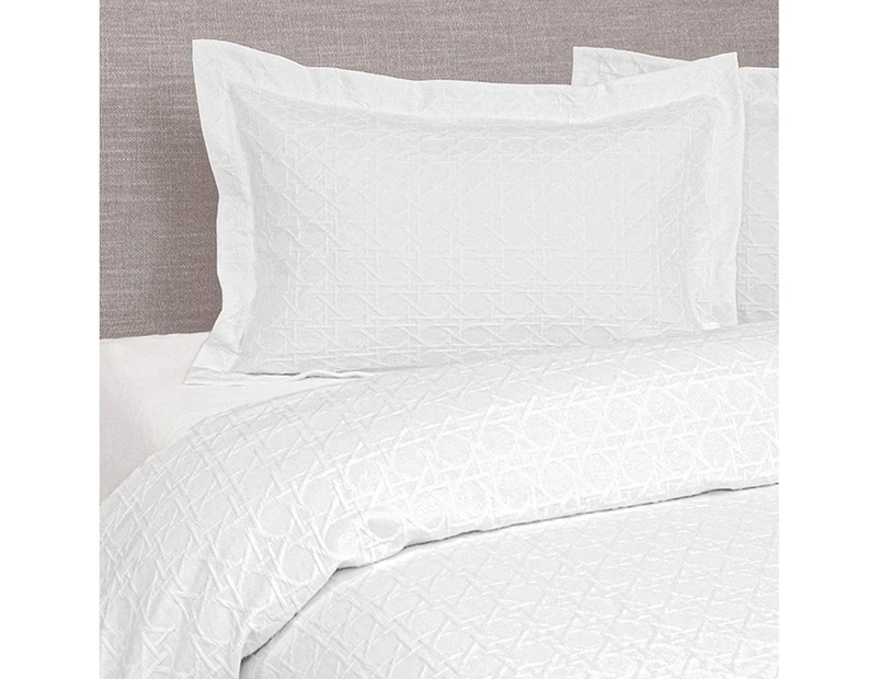 Jason Commercial Bed Villa Matelasse Coverlet Bedding White