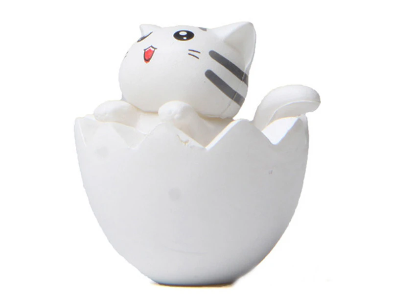 Cat Ornament Lovely Vivid Expression Solid Model Creative Micro Landscape Gardening Doll Collectible Eggshell Cat Figure Decoration Car Decoration-White