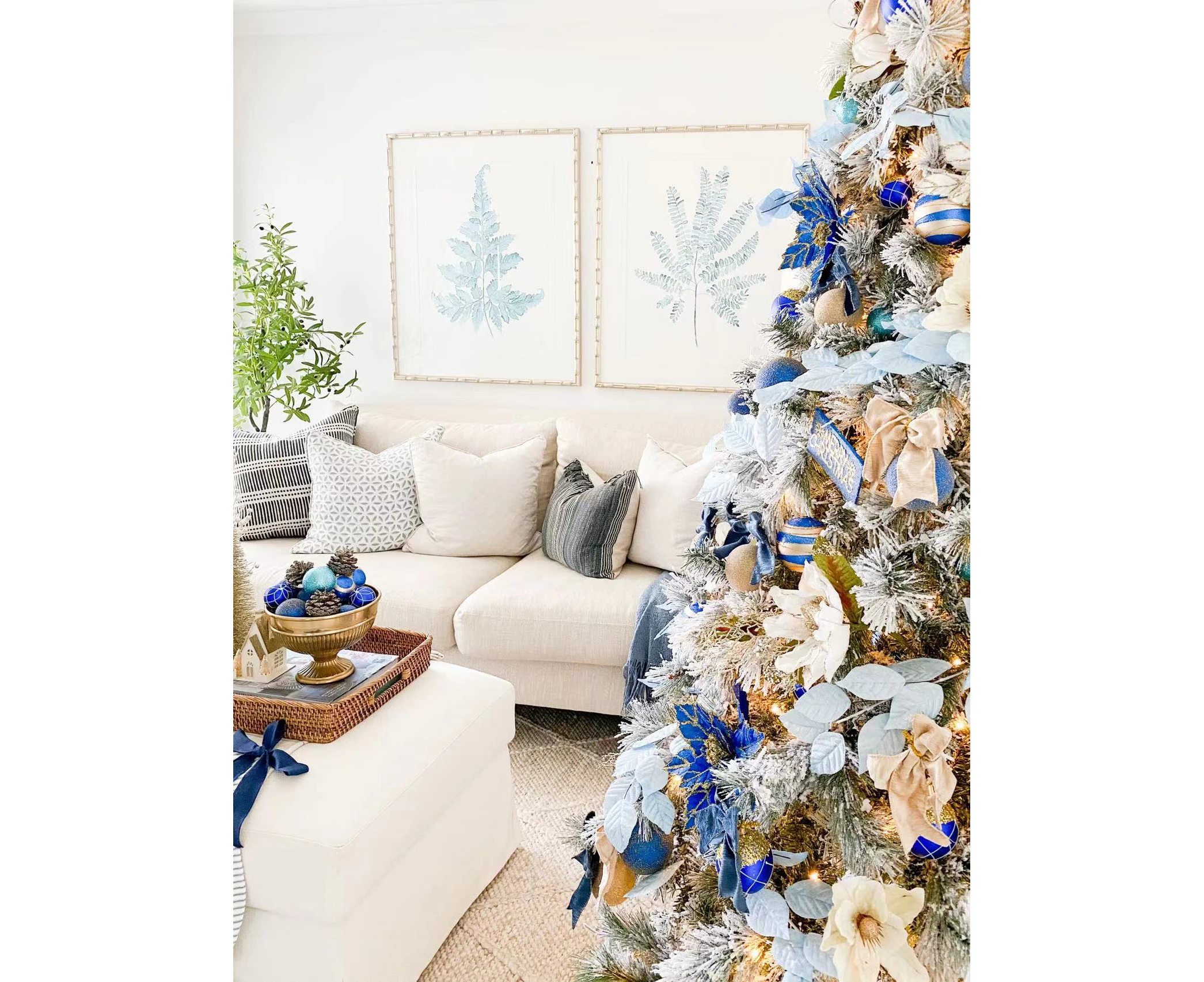 Christmas Baubles Decoration Set Blue & White (32pc)