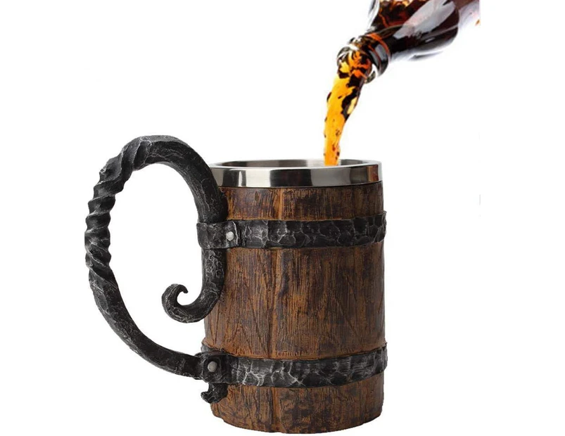 Beer Mug, Imitation Wood Stainless Steel Mug, Wooden Gifts Rustic Wooden Barrel Mug For Men Capacity: 18.60 Ounces (550 Ml)
