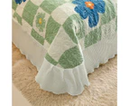 Bed Cover No Pilling Delicate Milk Velvet Autumn Winter Bedroom Warm Fleece Double Bed Bedspread for Daily Use - C Green