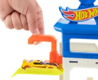 Hot Wheels Attacking Shark Escape Playset