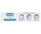 2 x Oral-B 3D White Luxe Diamond Strong Toothpaste Cool Vivid 95g