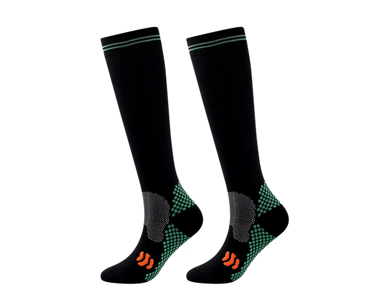 1 Pair Training Socks High Elasticity Bouncy Good Breathability Foot Protector Unisex Running Compression Socks Stockings for Sport-Black