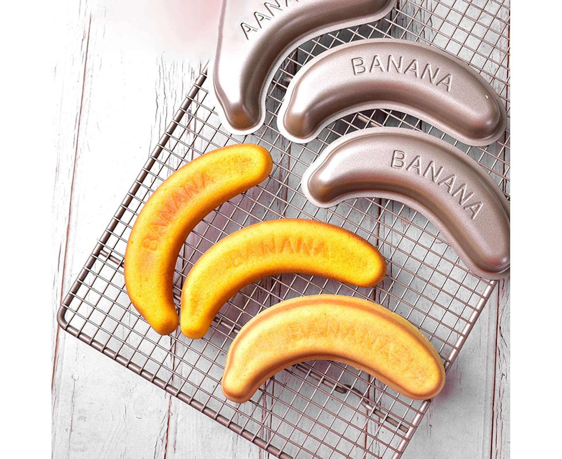 Baking Mold Multifunctional Non-stick High Temperature Resistant Carbon Steel Banana Shaped Baking Pan Mold Pie Tray Pastry Tools for Home Use