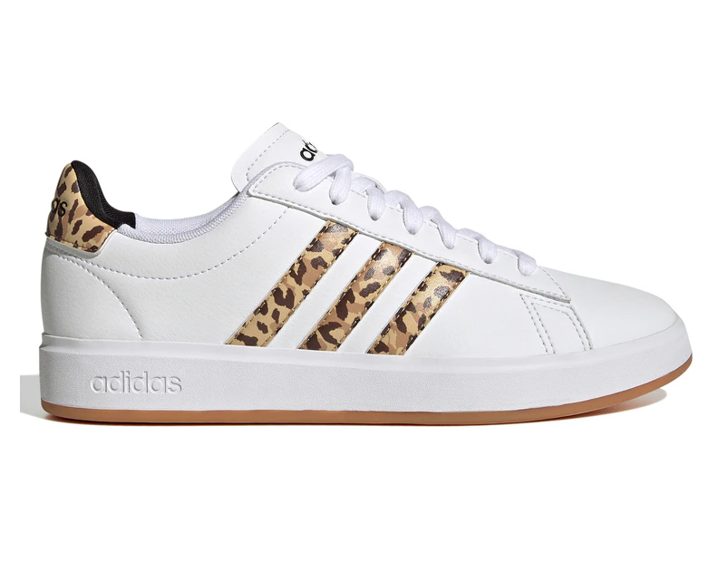 Adidas women's sale grand court sneaker