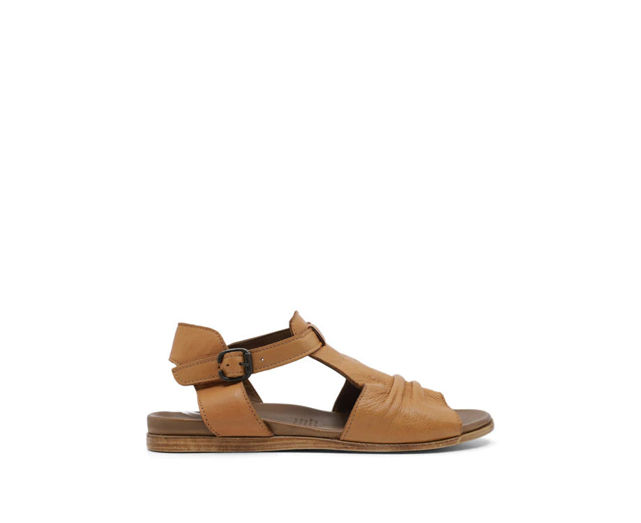 BUENO SHONA FLAT SANDALS - Coconut