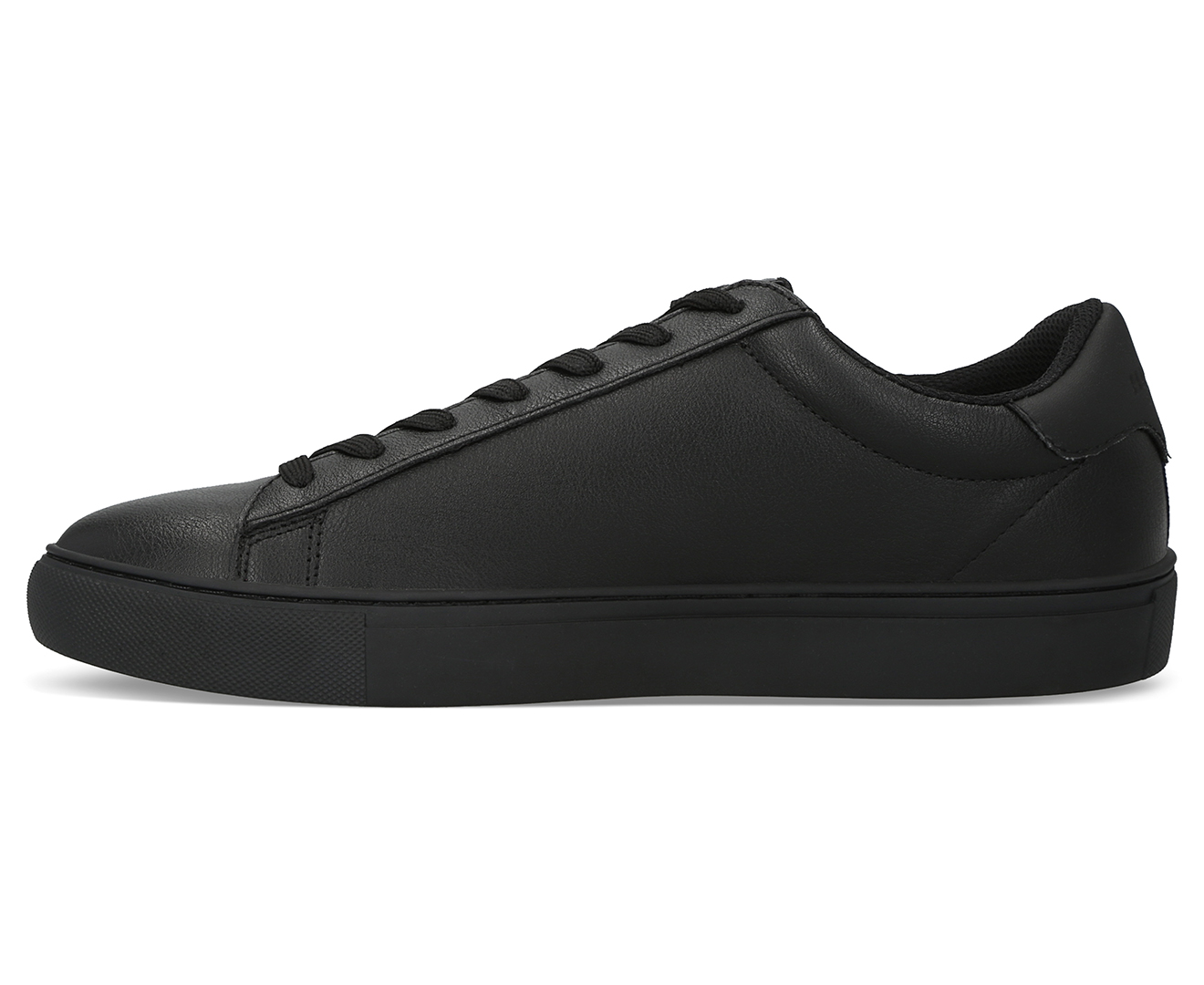 The Tommy Hilfiger Brecon Sneakers Are Now 50% Off on  - Men's Journal