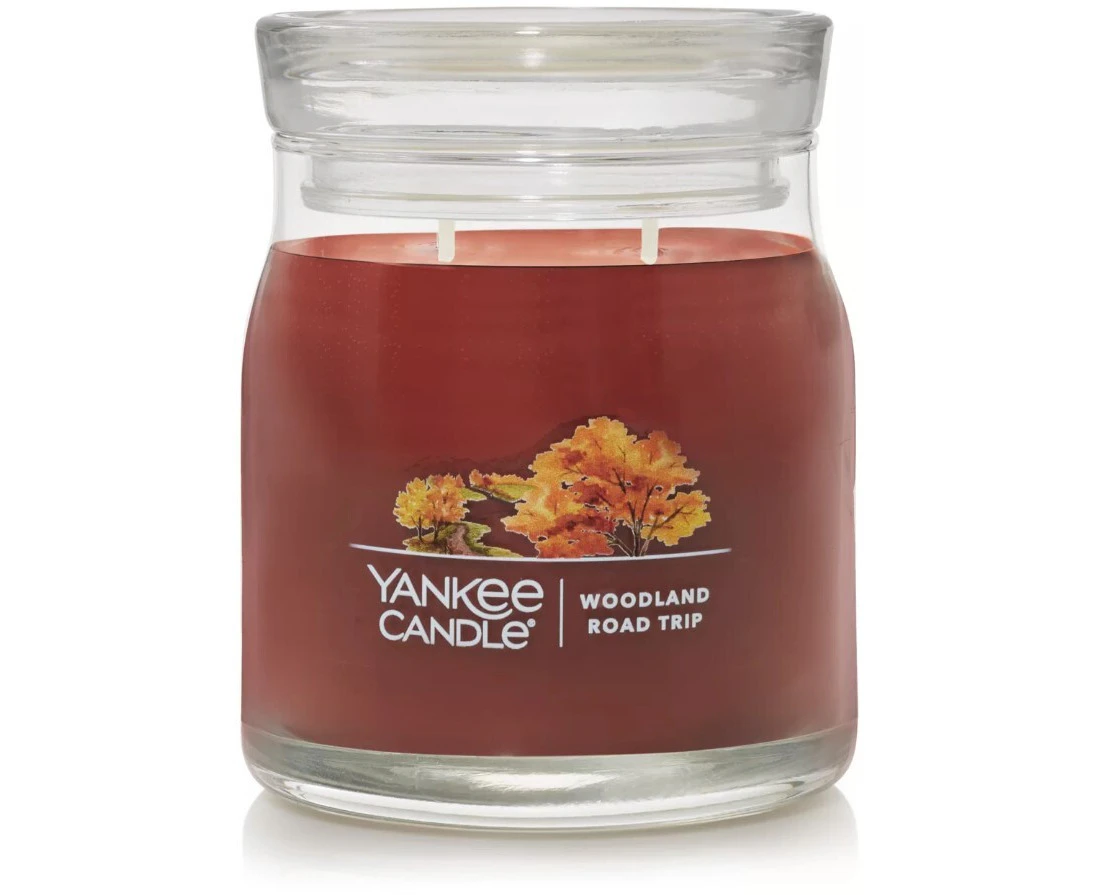 Yankee Candle Signature Medium Jar - Woodland Road Trip