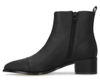 A:List Footwear Women's Swift Boots - Black