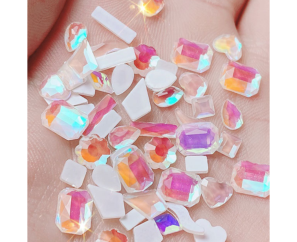 Assorted Flat Back Nail Crystals，Diamond shaped Rhinestones For Nails Art  Design 