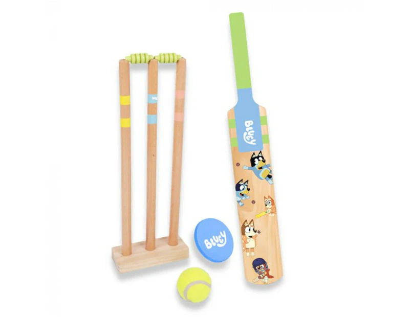 Bluey Wooden Cricket Set