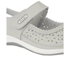 Boulevard Womens Wide Fitting Window Back Punched Bar Shoes (Light Grey) - DF1426