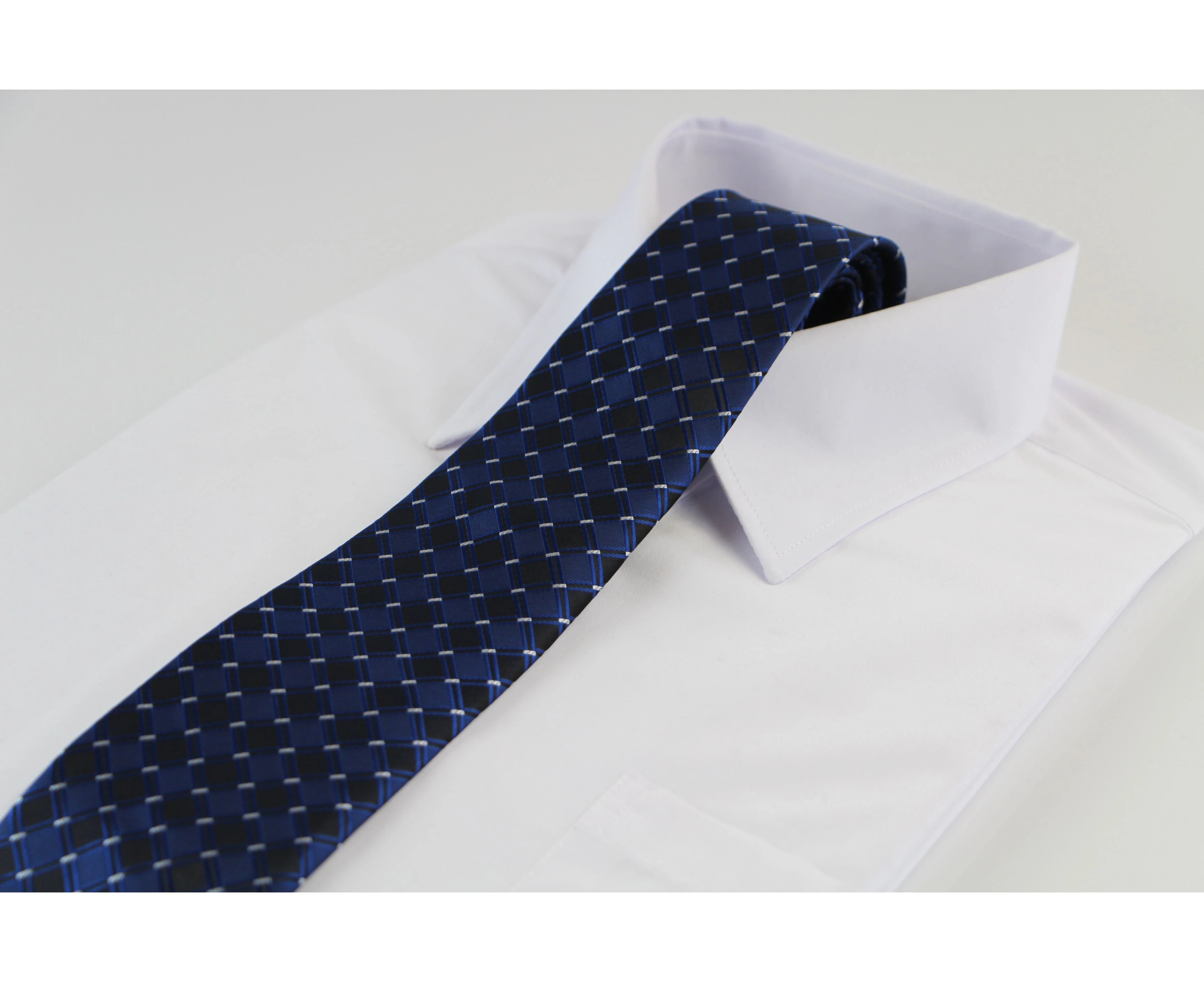 Mens Blue & Black Squares Patterend 8cm Neck Tie Polyester